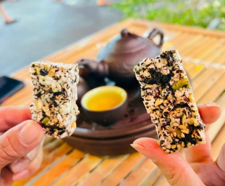 Bánh Cốm Gạo Lứt Tím Xốt Quốc Yến Bibo - Đặc Sản Kiên Giang
